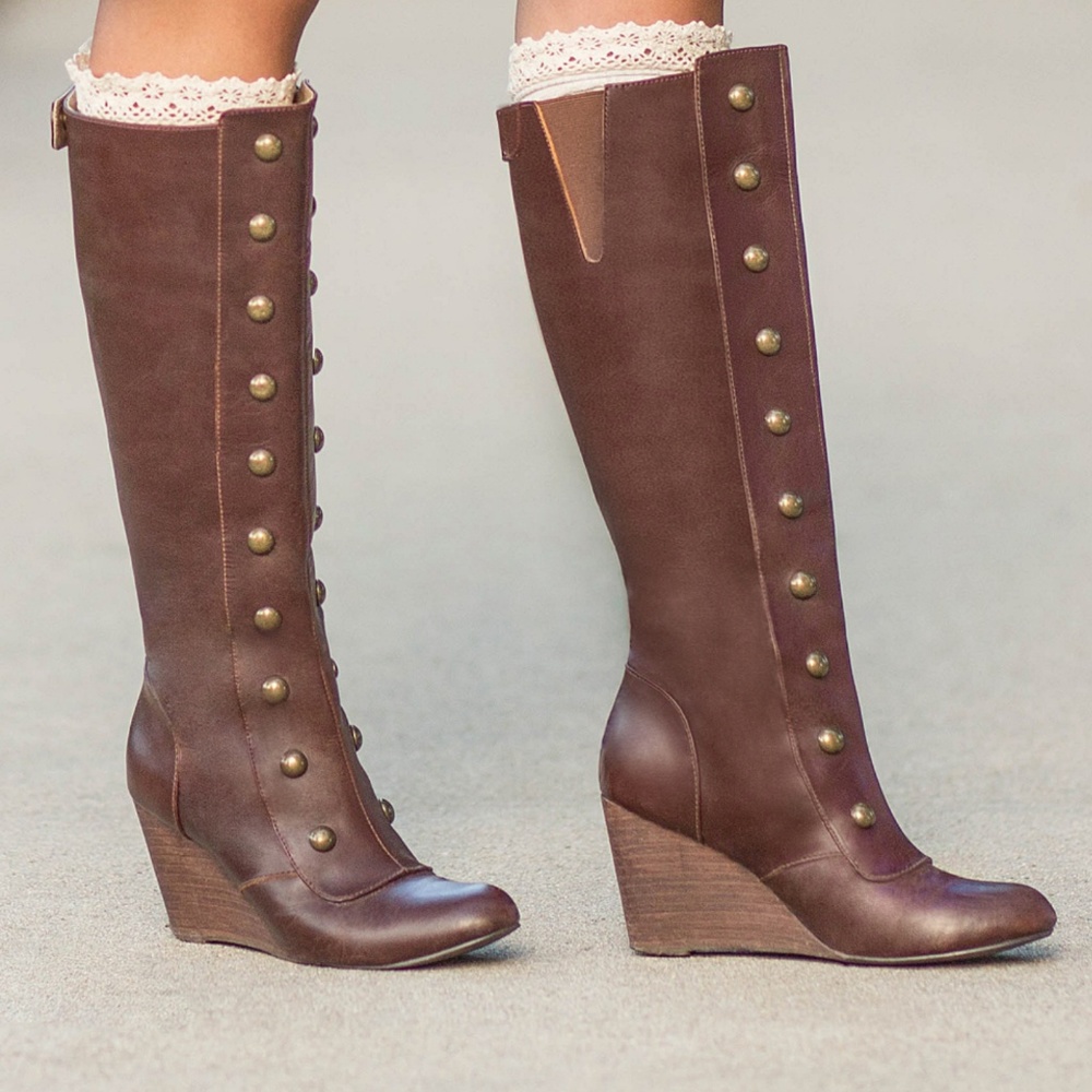 Joyfolie Aiden boots size 9